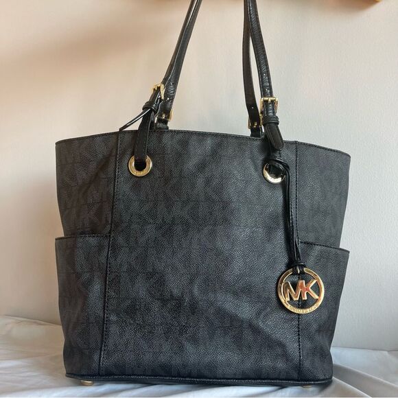 MICHAEL KORS Signature Black Jet Set Pocket Shoulder Bag Tote - Picture 2 of 11